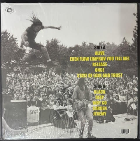 Pearl Jam – Live At The Cabaret Metro In Chicago, IL, March 28, 1992 FM Broadcast (Vinyl LP, 2021, Radio Looploop RLL066, Limited Edition Unofficial Release)